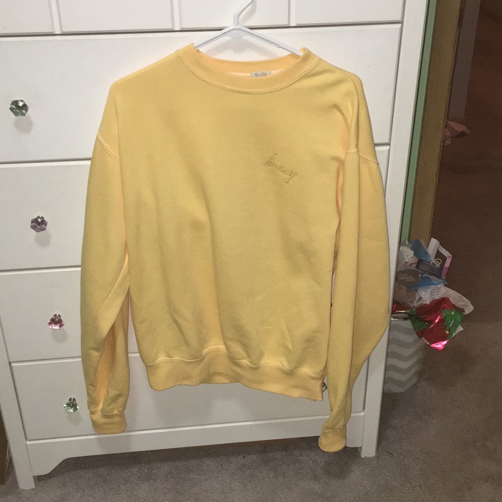 Brandy Melville honey sweatshirt